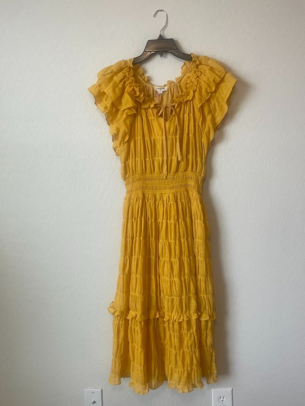 UMGEE BOHO SMOCKED TIERED MIDI DRESS (NWT) size S
